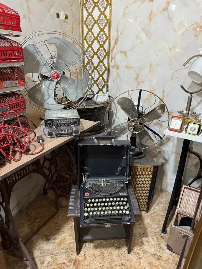 ماشین تایپ وپنکه وکرسی لامپی|صنایع دستی و سایر لوازم تزئینی|تهران, فرودگاه مهرآباد|دیوار