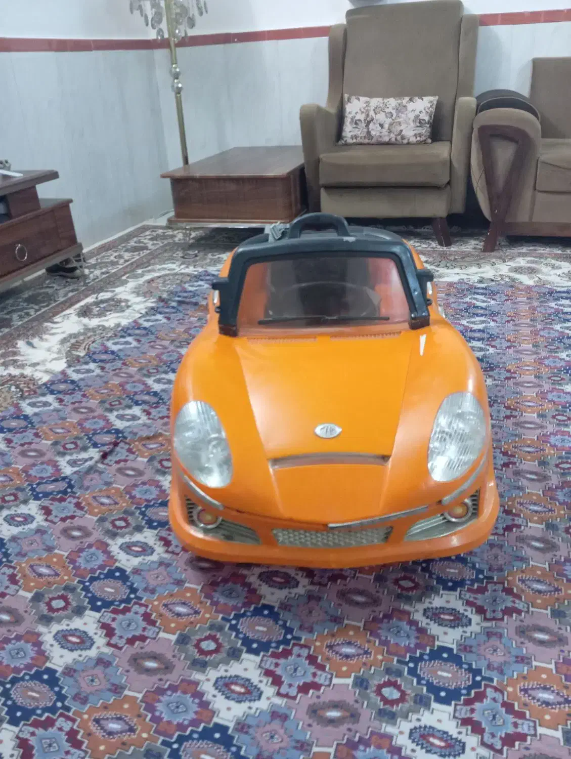 ماشین شارژی|اسباب‌بازی بچه|تربت‌حیدریه, حسنی بالا|دیوار