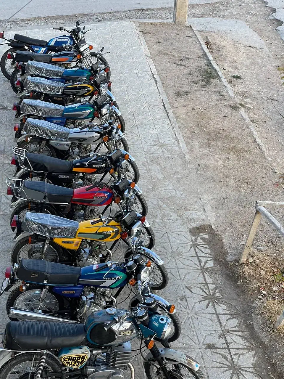 هندا۱۲۵|موتورسیکلت|بجنورد, |دیوار