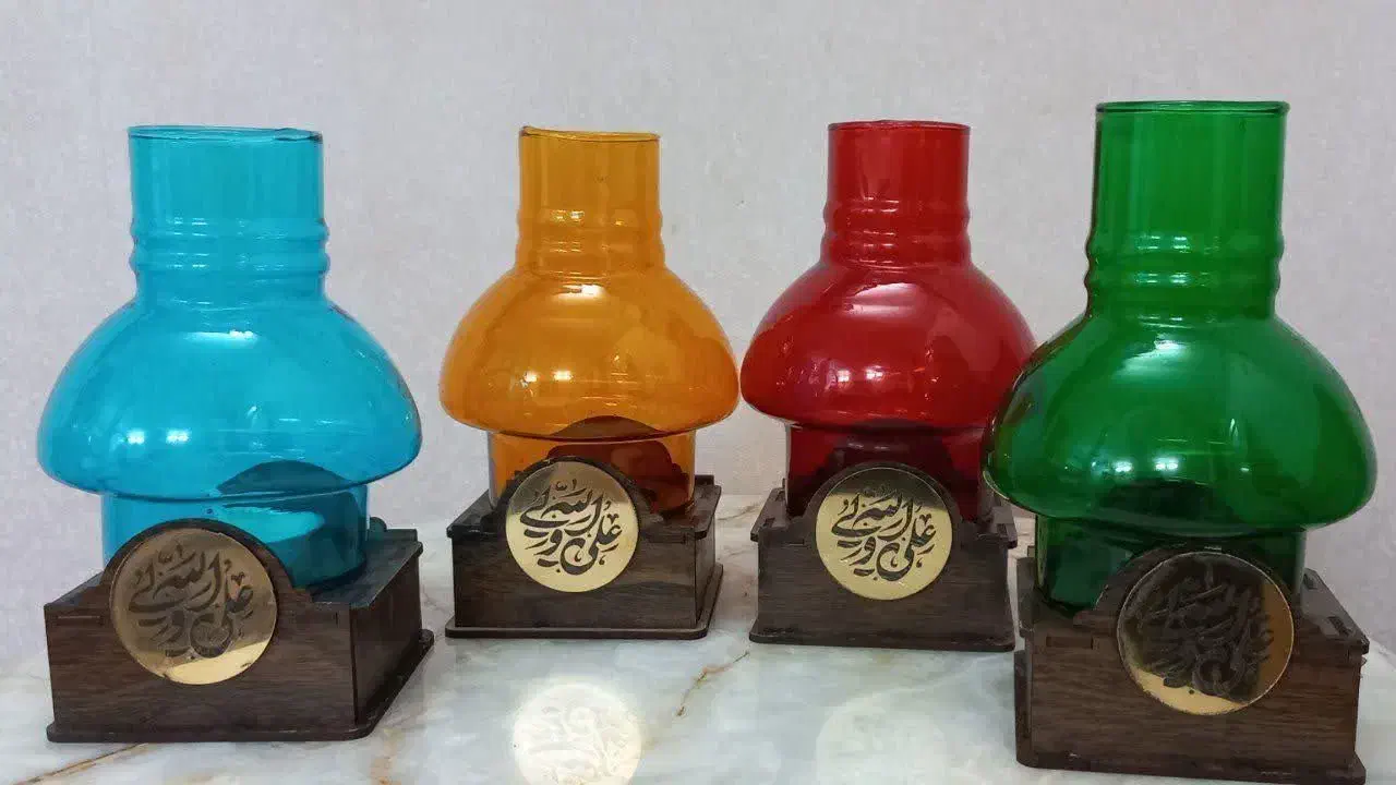 شمع مذهبی با پایه چوبی|مجسمه، تندیس، ماکت|اصفهان, بهارستان|دیوار