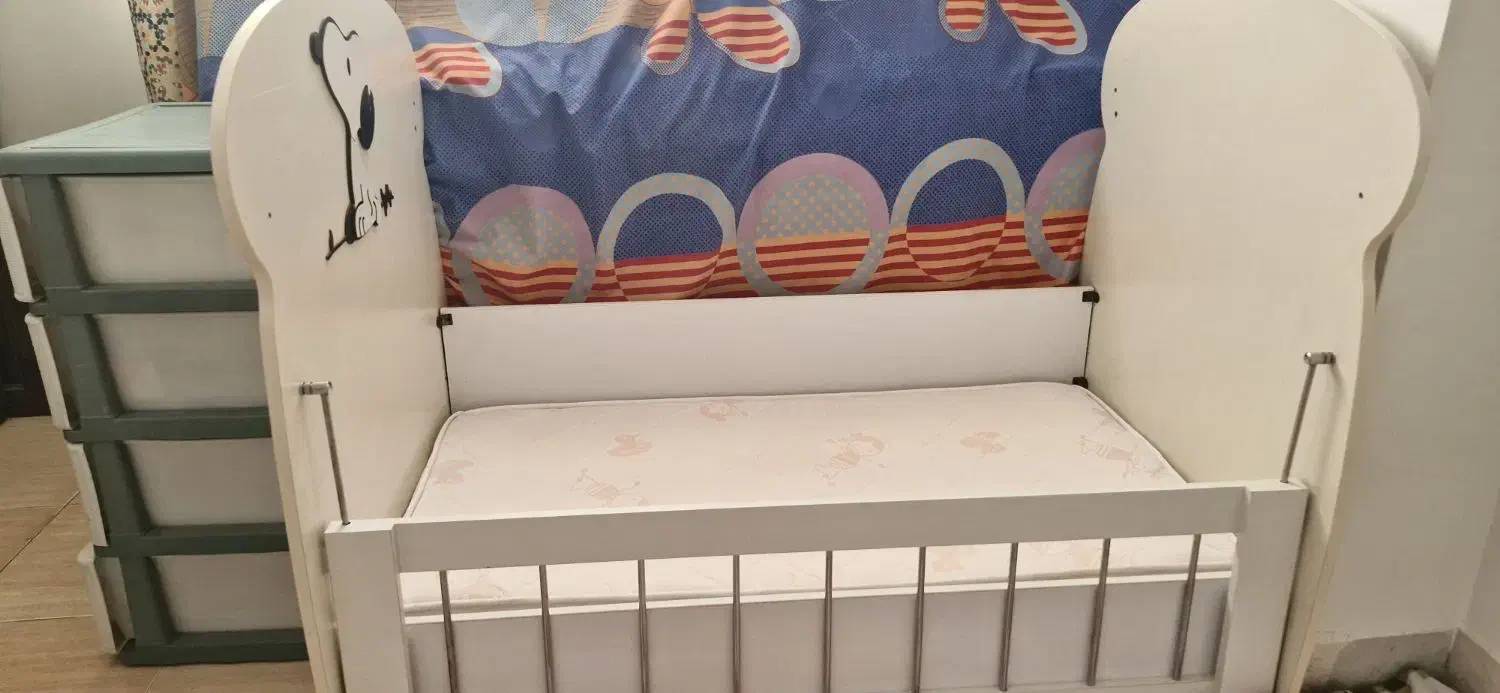 تخت کودک به همراه تشک رویا ۱۲۰در ۷۰|تخت و صندلی بچه|ساوه, |دیوار