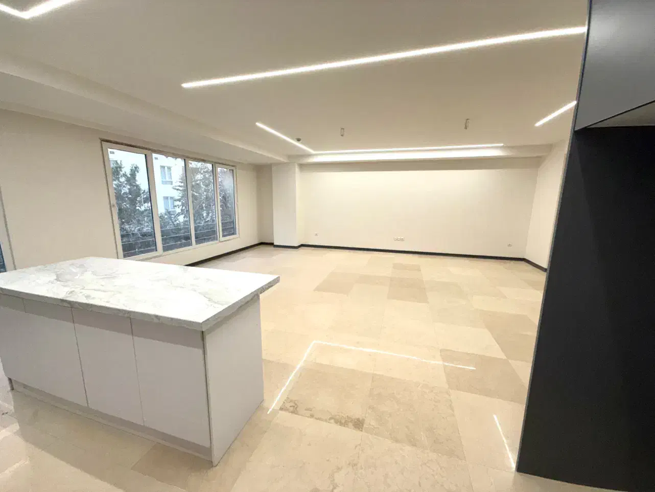 ۱۴۰ متر/ نوساز کلید نخورده/طبقه۳/فول