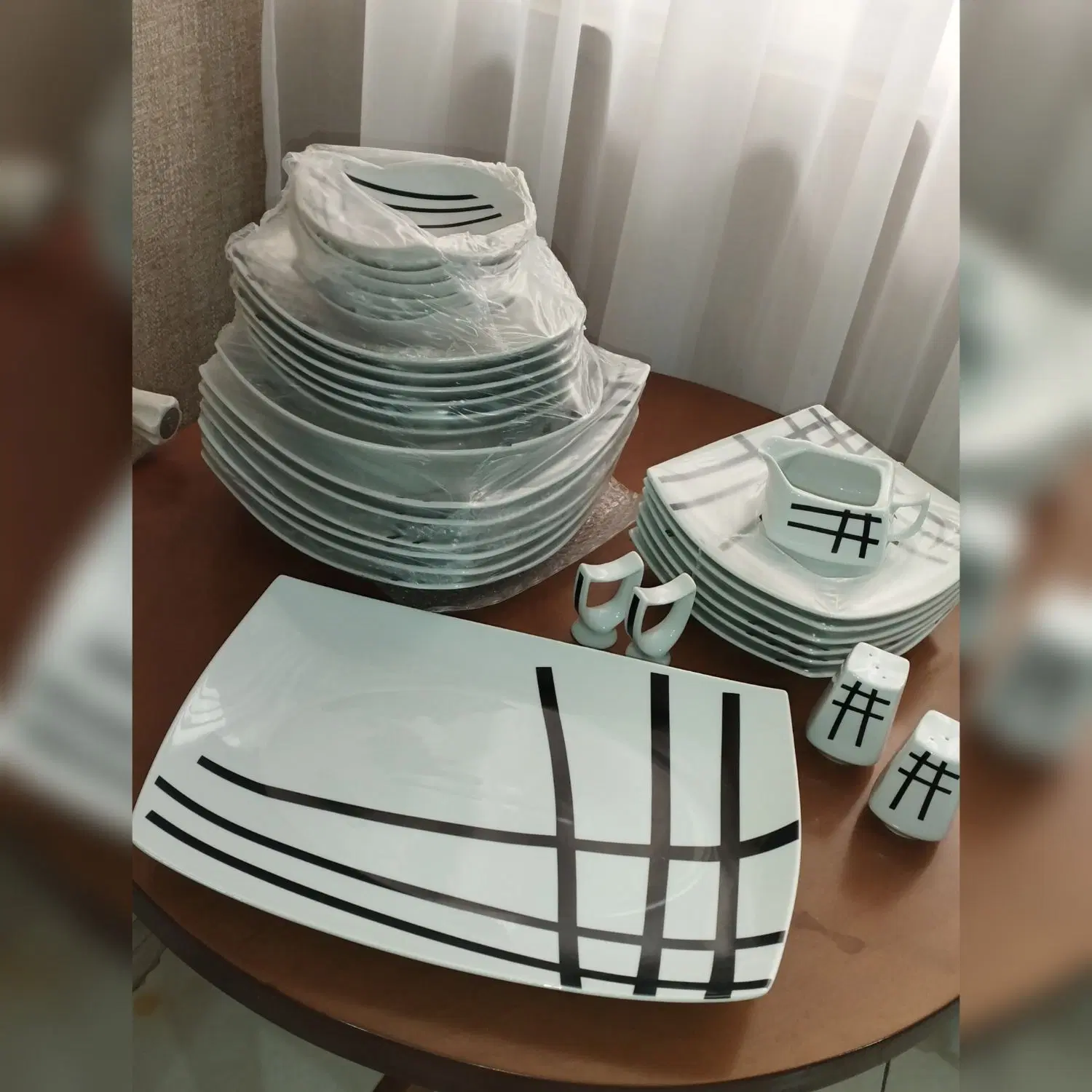 سرویس چینی|ظروف سرو و پذیرایی|قزوین, |دیوار