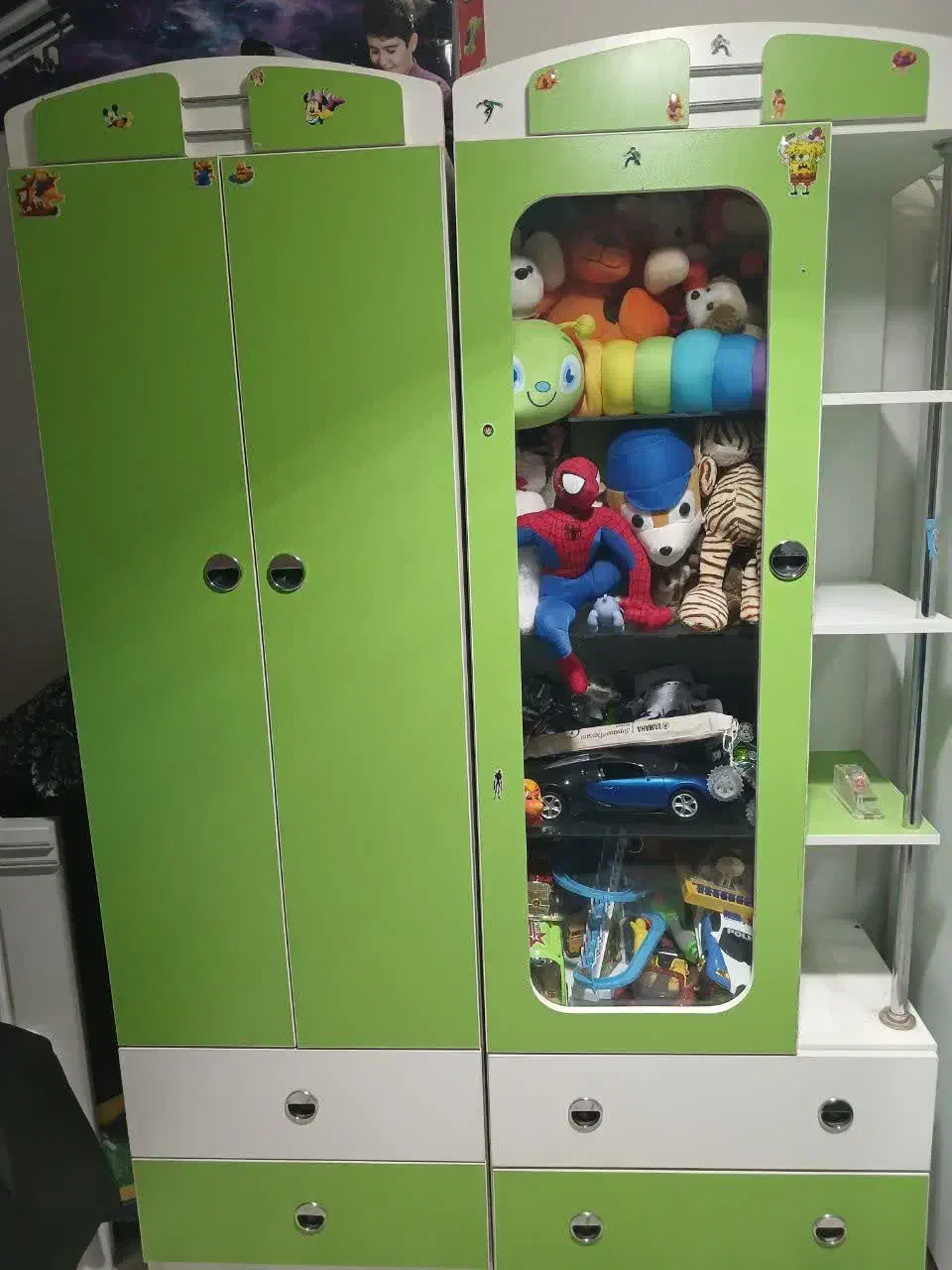 تخت کمد  بوفه|تشک تختخواب|بیرجند, |دیوار