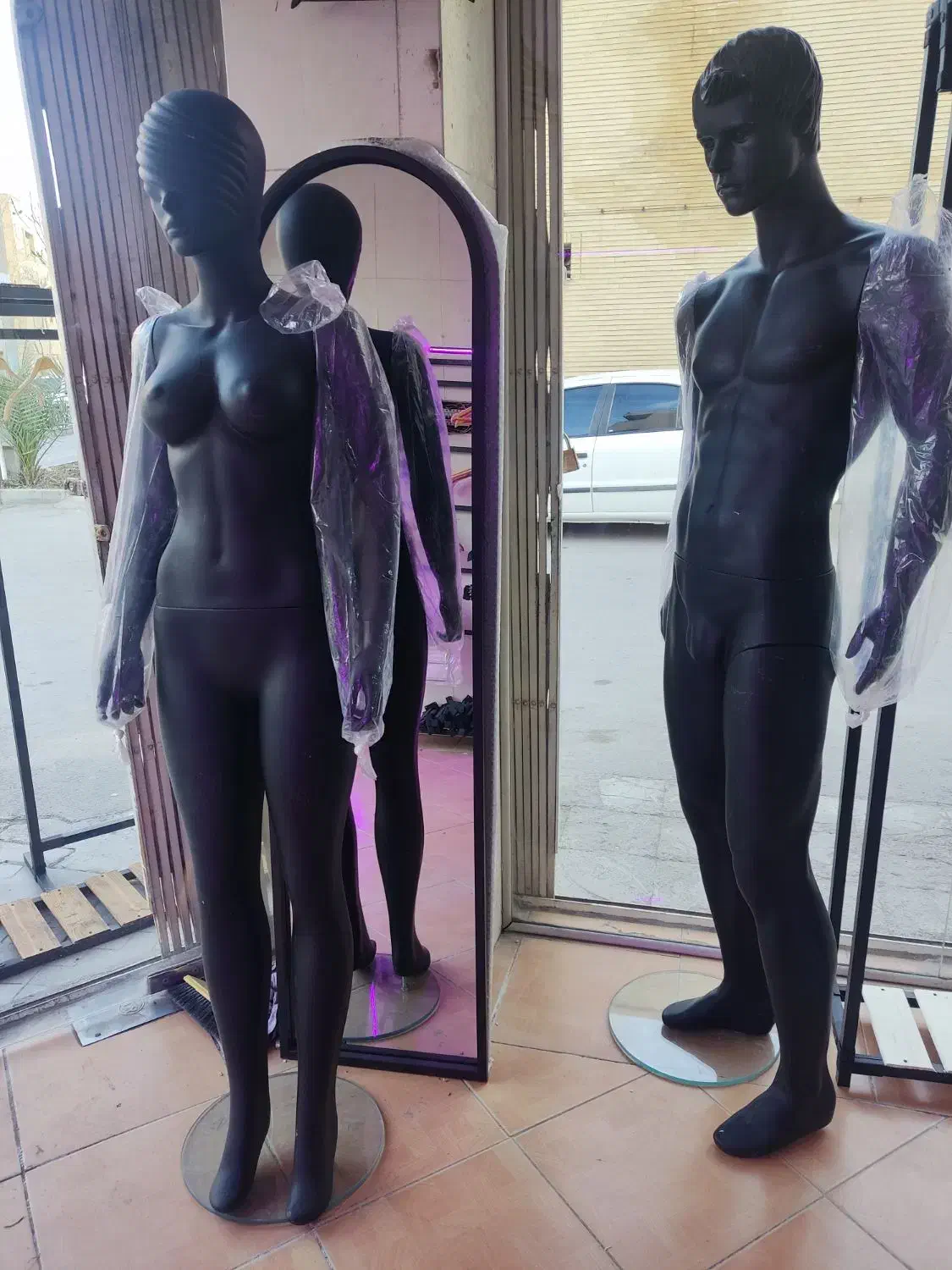 مانکن|فروشگاه و مغازه|اصفهان, رحیم‌آباد|دیوار