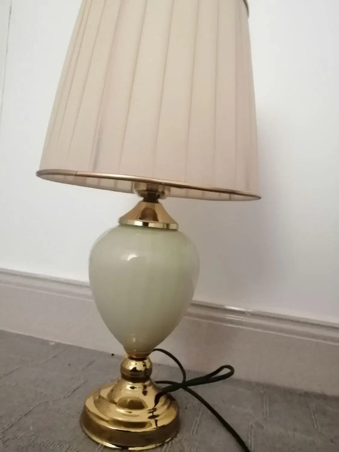 آباژور شیک وبزرگ|چراغ خواب و آباژور|بیرجند, |دیوار