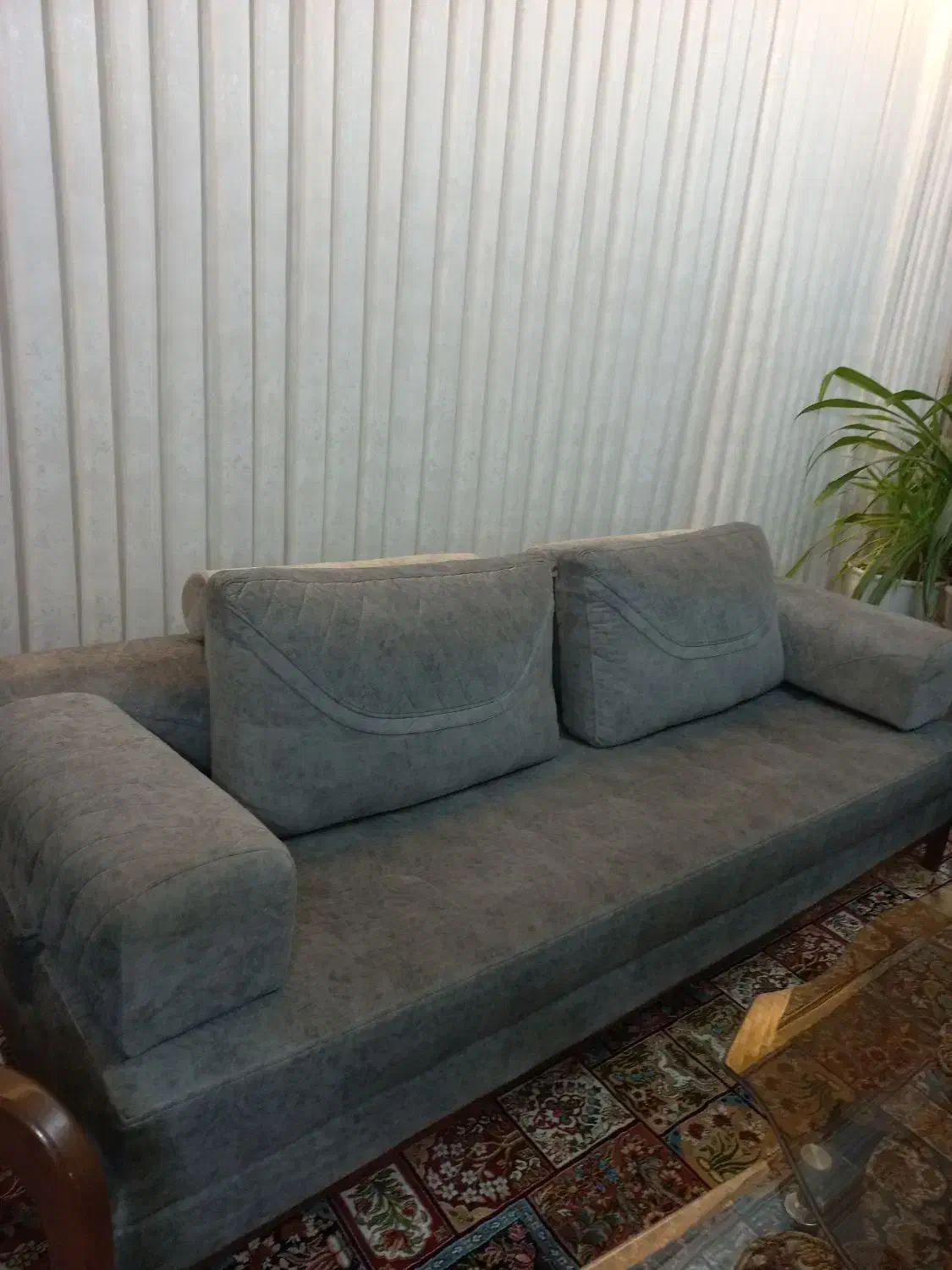 فروش مبل ۵ نفره چوب راش شناسنامه دار|مبلمان خانگی و میز عسلی|گرمسار, |دیوار