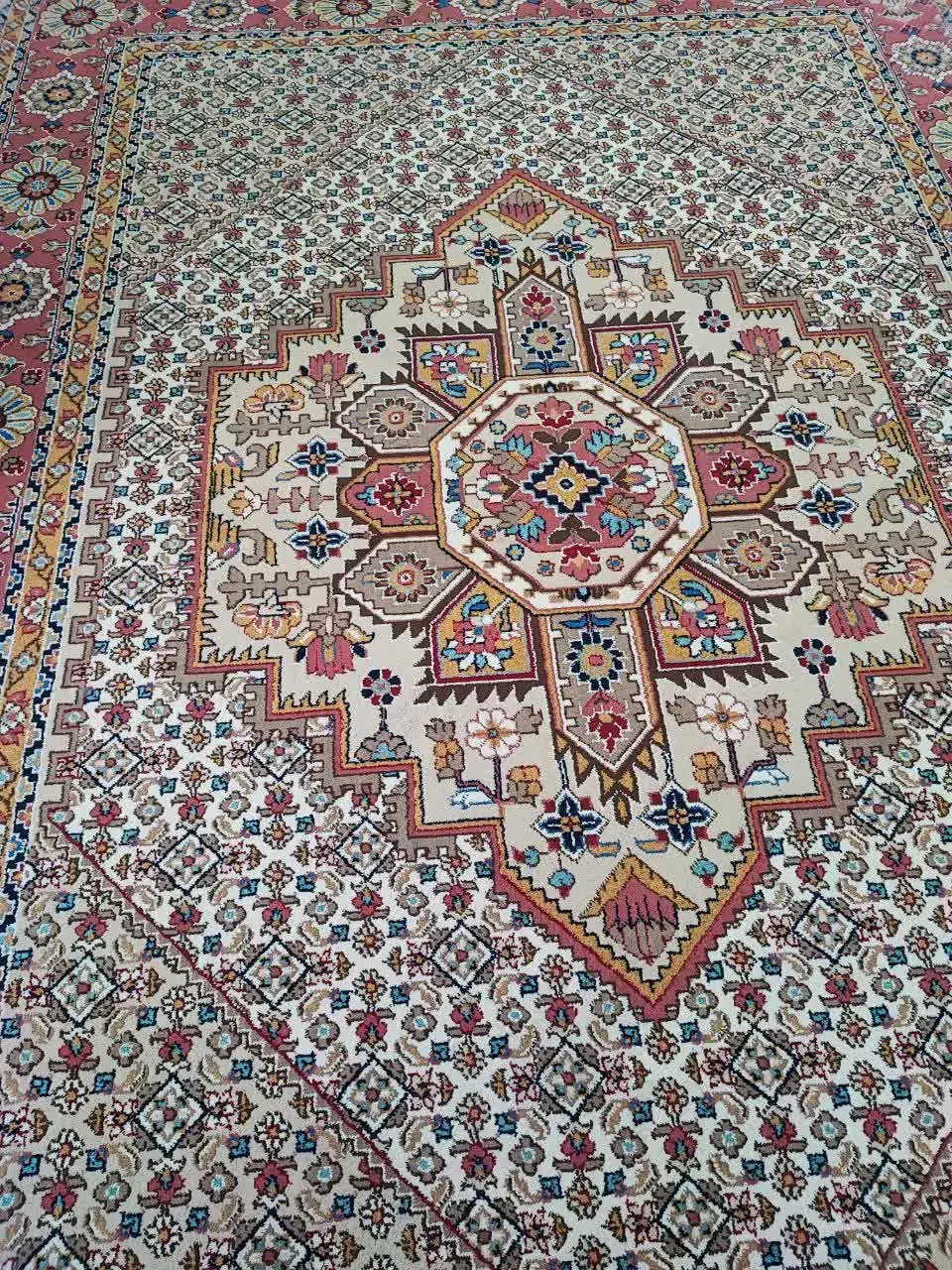 گلیم فرش ضخیم|گلیم، جاجیم، گبه|بروجرد, |دیوار