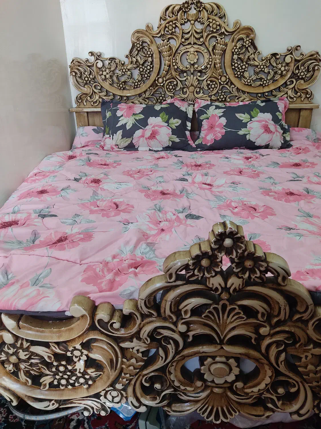 تخت دونفره|تخت و سرویس خواب|اصفهان, عطار نیشابوری|دیوار