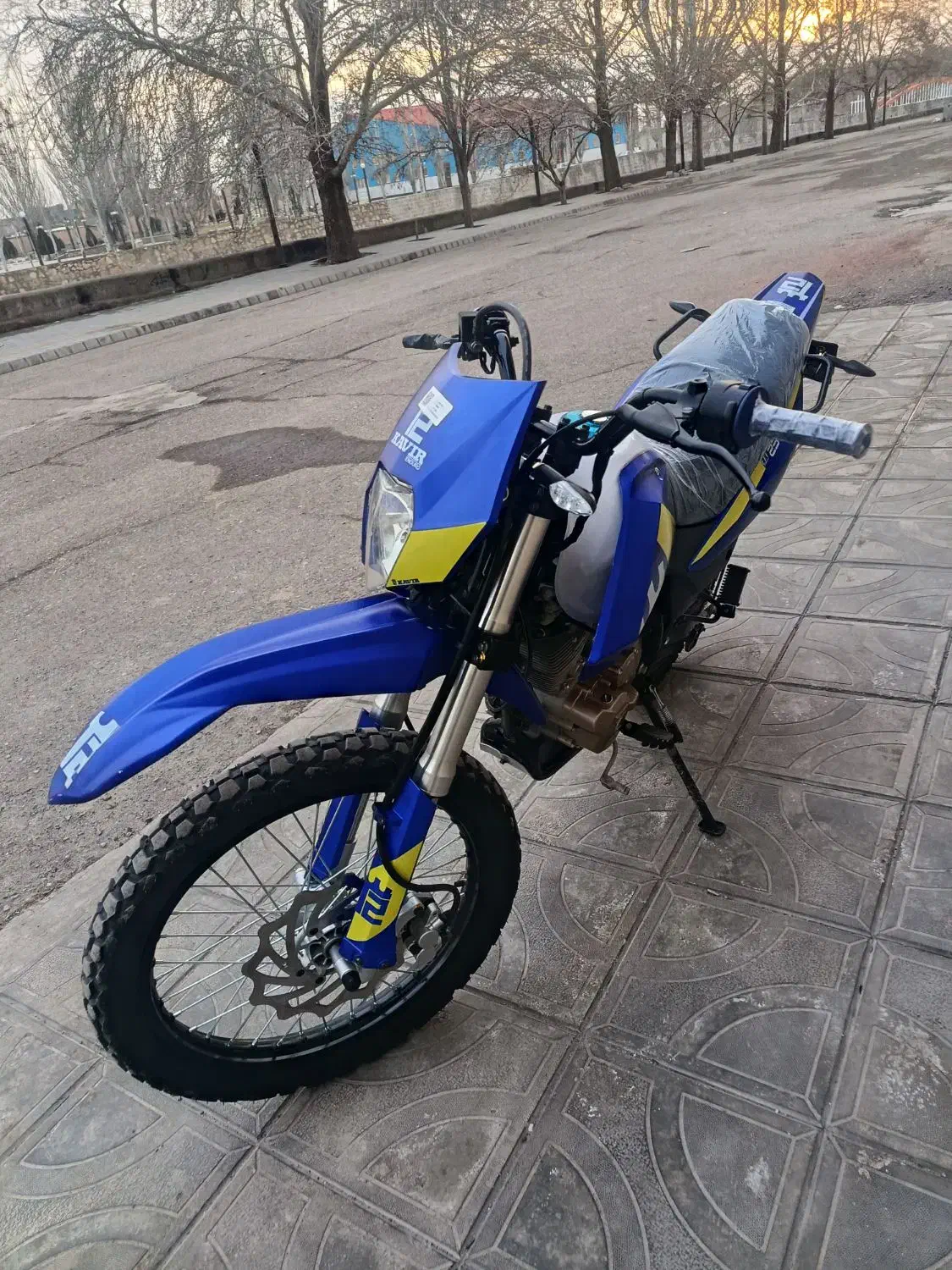 تریل کویر 230|موتورسیکلت|ملکان, |دیوار