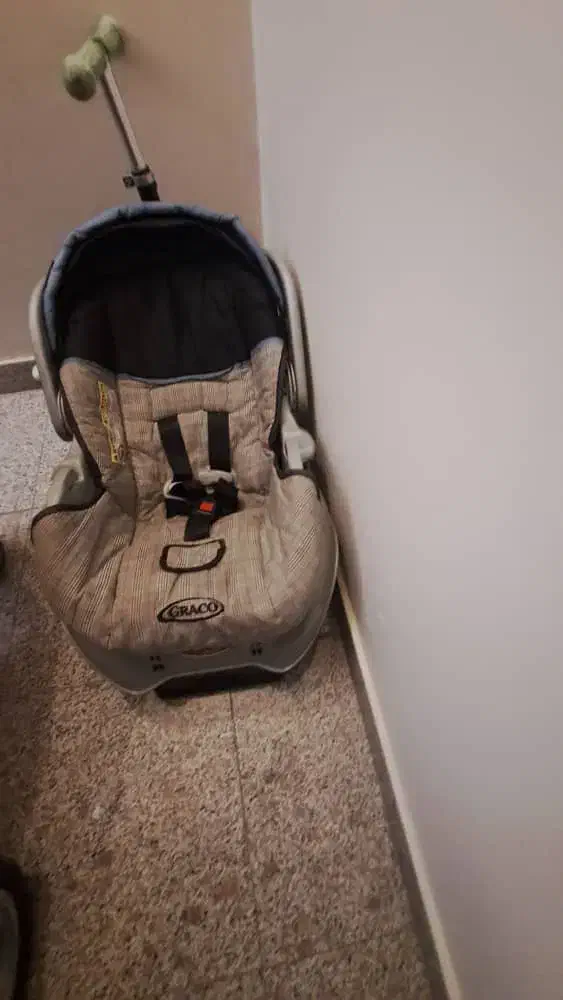 کریر و صندلی ماشین کودک ۰ تا ۳ سال گراکو اصل|کالسکه و لوازم جانبی|تهران, زعفرانیه|دیوار