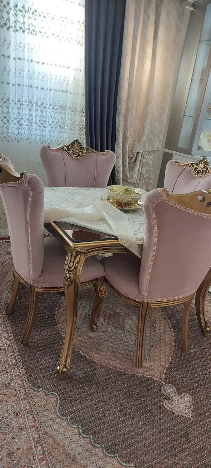 ناهار خوری سلطنتی|میز و صندلی غذاخوری|میانه, |دیوار