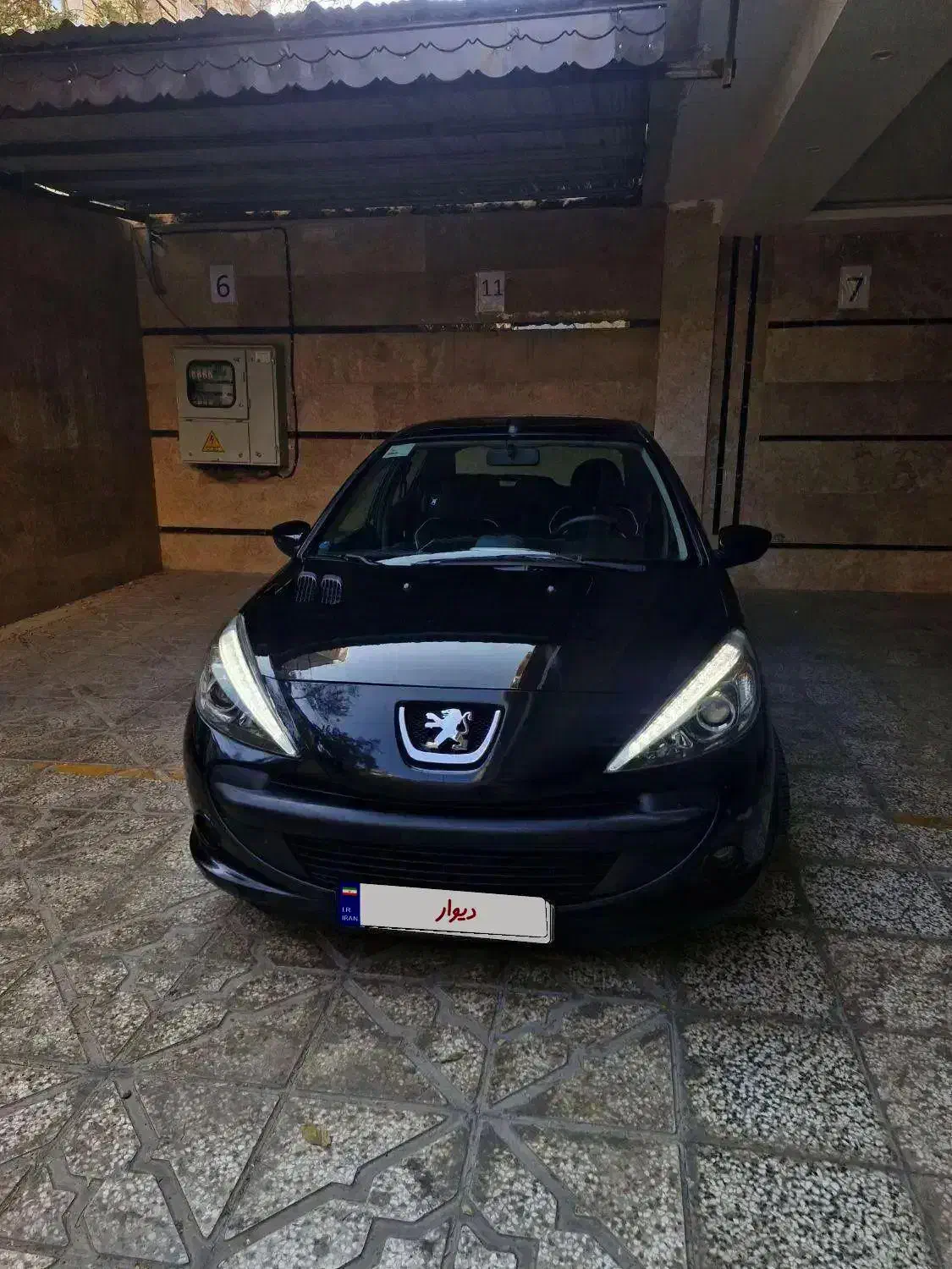 207 ، پژو۲۰۷i مدل۱۴۰۰|خودرو سواری و وانت|مشهد, کوی پلیس|دیوار