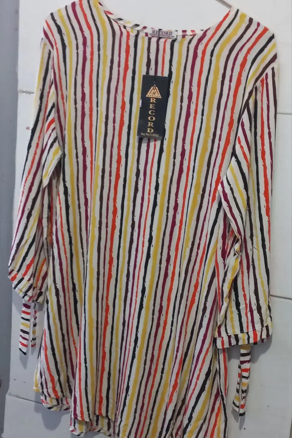 لباس ها نو میباشند|لباس|اسلامآباد غرب, |دیوار