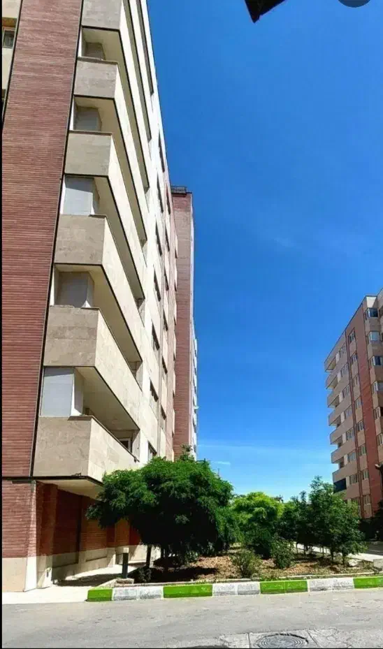 اپارتمان دوخواب یاس سلحشوران صدرا فاز۱|فروش آپارتمان|صدرا-فارس, فاز ۱|دیوار