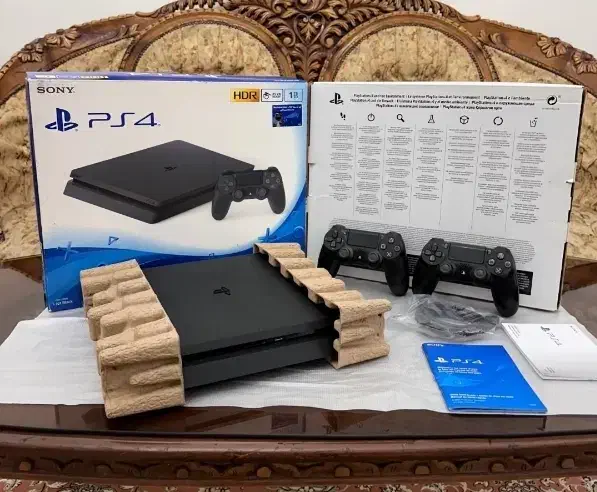 ps4 slim 1t(پلیستیشن۴اسلیم)کپی خور دودسته فول بازی|کنسول، بازی ویدئویی و آنلاین|یزد, |دیوار