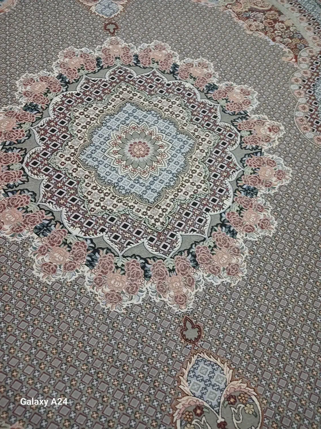 روفرشی  دوازده متری  نونو|روفرشی|اراک, |دیوار