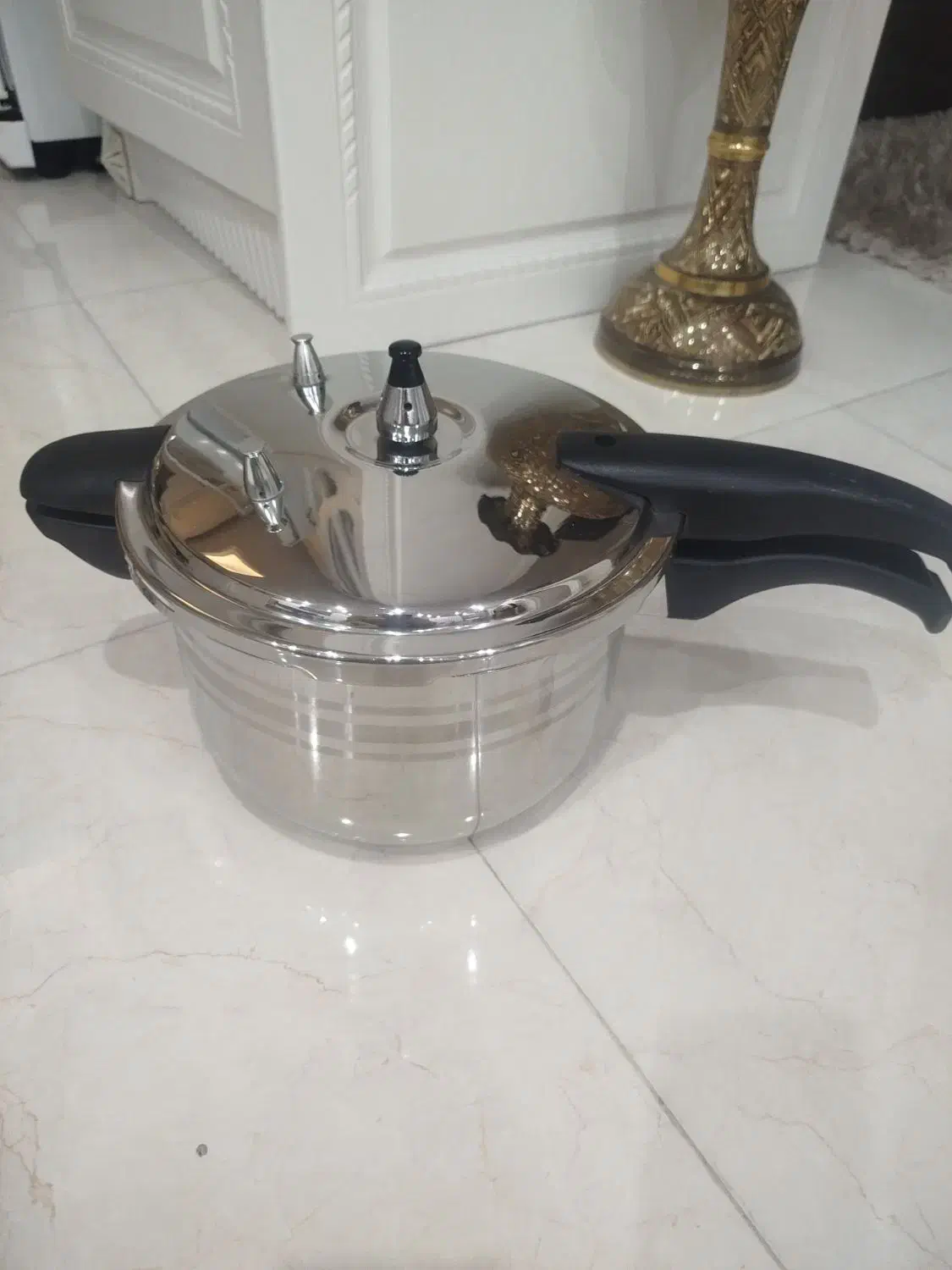 زود پز.  تمام استیل ۷لیتری. دارای استاندارد اروپا|ظروف پخت‌وپز|فردیس, شهرک هفده شهریور|دیوار