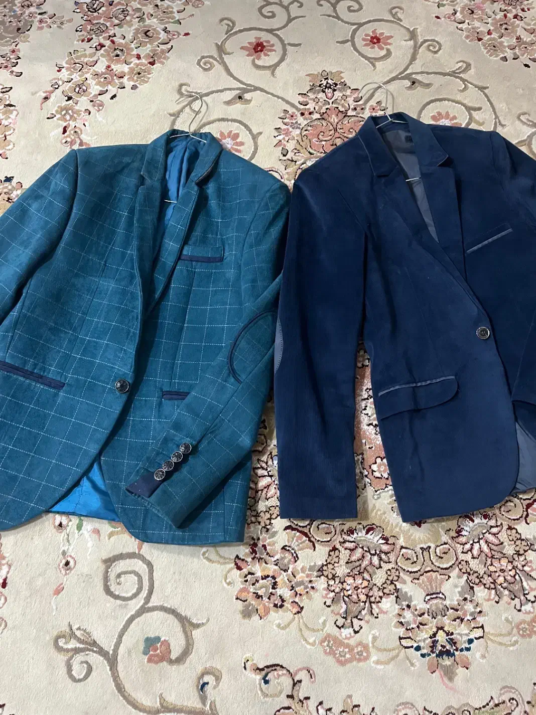 فروشی ۲عددکت|لباس|باقرشهر, |دیوار