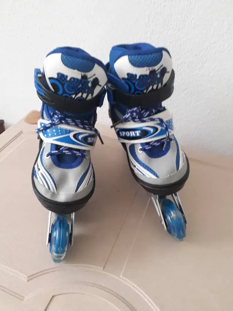 اسکیت کودک ، قابل تغییر سایز|دوچرخه، اسکیت، اسکوتر|لاهیجان, شیشه گران|دیوار