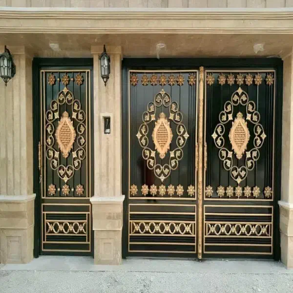 رنگ کاری درب و پنجره انجام میشود|خدمات پیشه و مهارت|بم, |دیوار