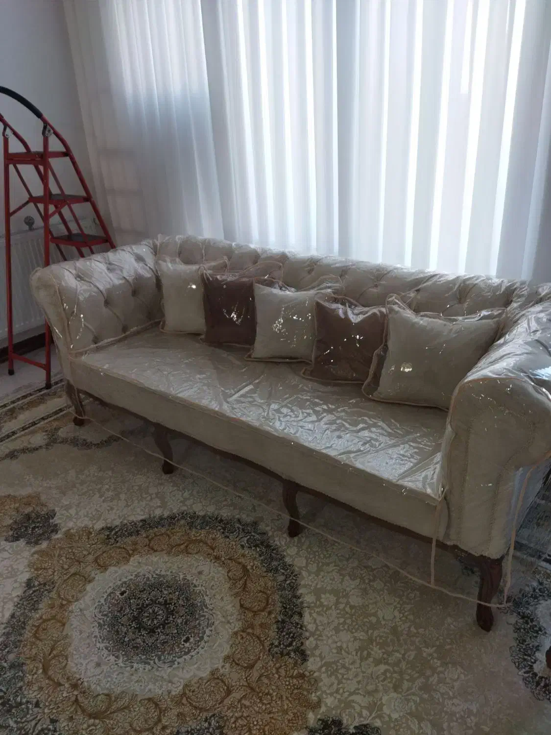 کاور مبل ژله ای و لوازم خانگی|مبلمان خانگی و میز عسلی|پرند, فاز ۱|دیوار