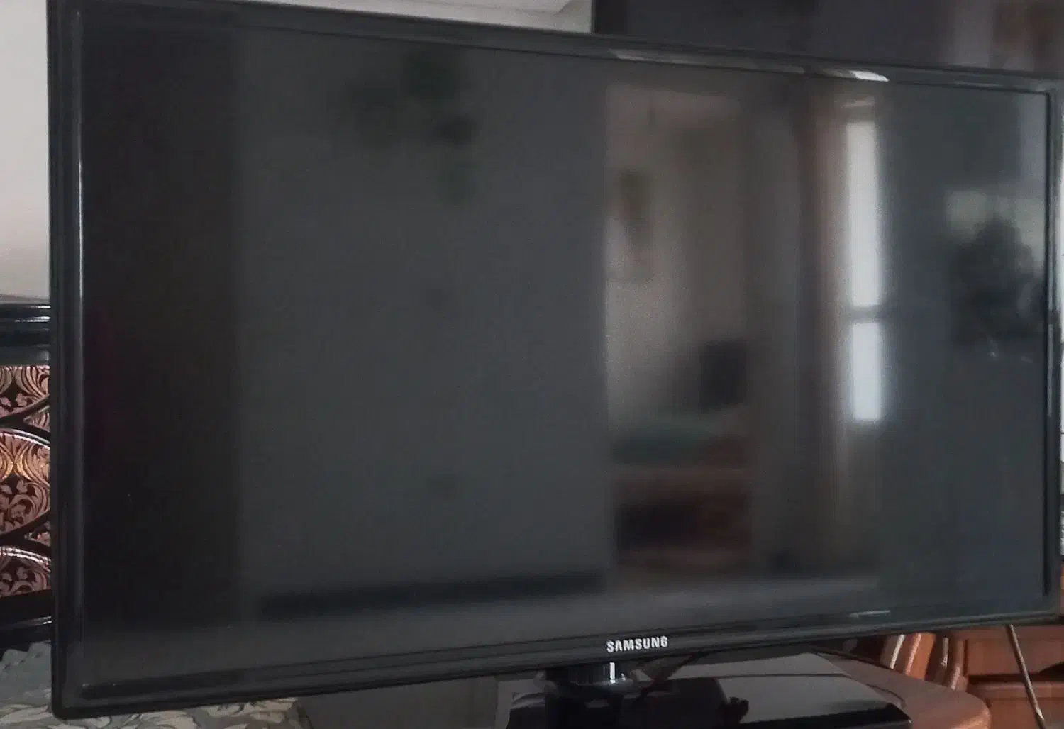 تلوزیون ال ای دی ۳۲ اینج سامسونگ اصل|تلویزیون و پروژکتور|رشت, لاکان|دیوار