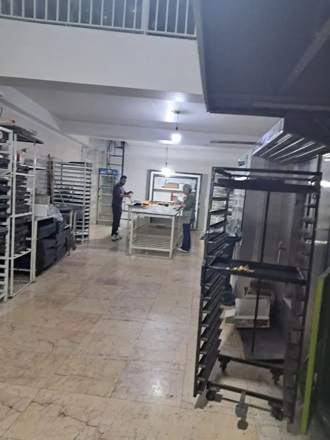 استخدام نیروی ماهر و ساده|استخدام خدمات فروشگاه و رستوران|فردیس, قریشی|دیوار