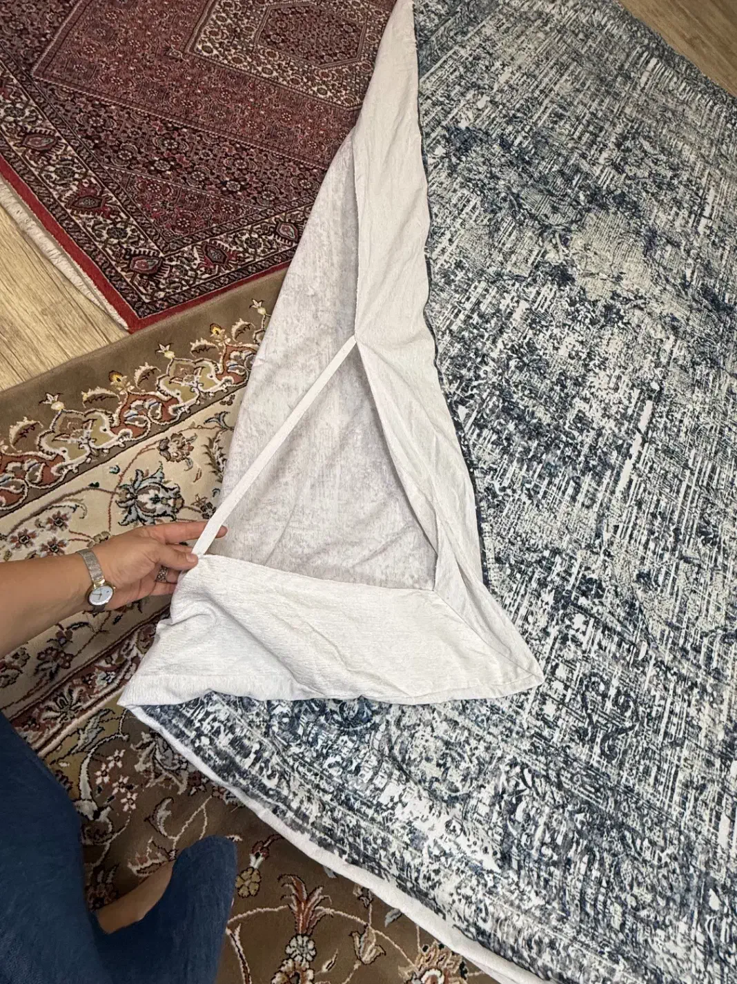 روفرشی کش دار|روفرشی|تهران, فلسطین (میدان انقلاب)|دیوار