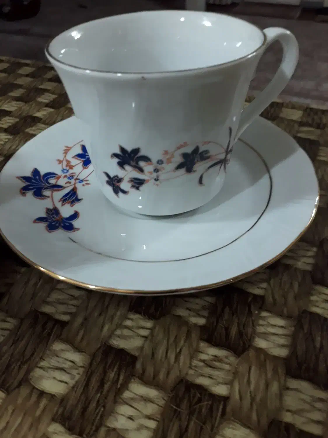 تعدادی لوازم اشپزخونه|ظروف سرو و پذیرایی|قم, چهل درخت|دیوار