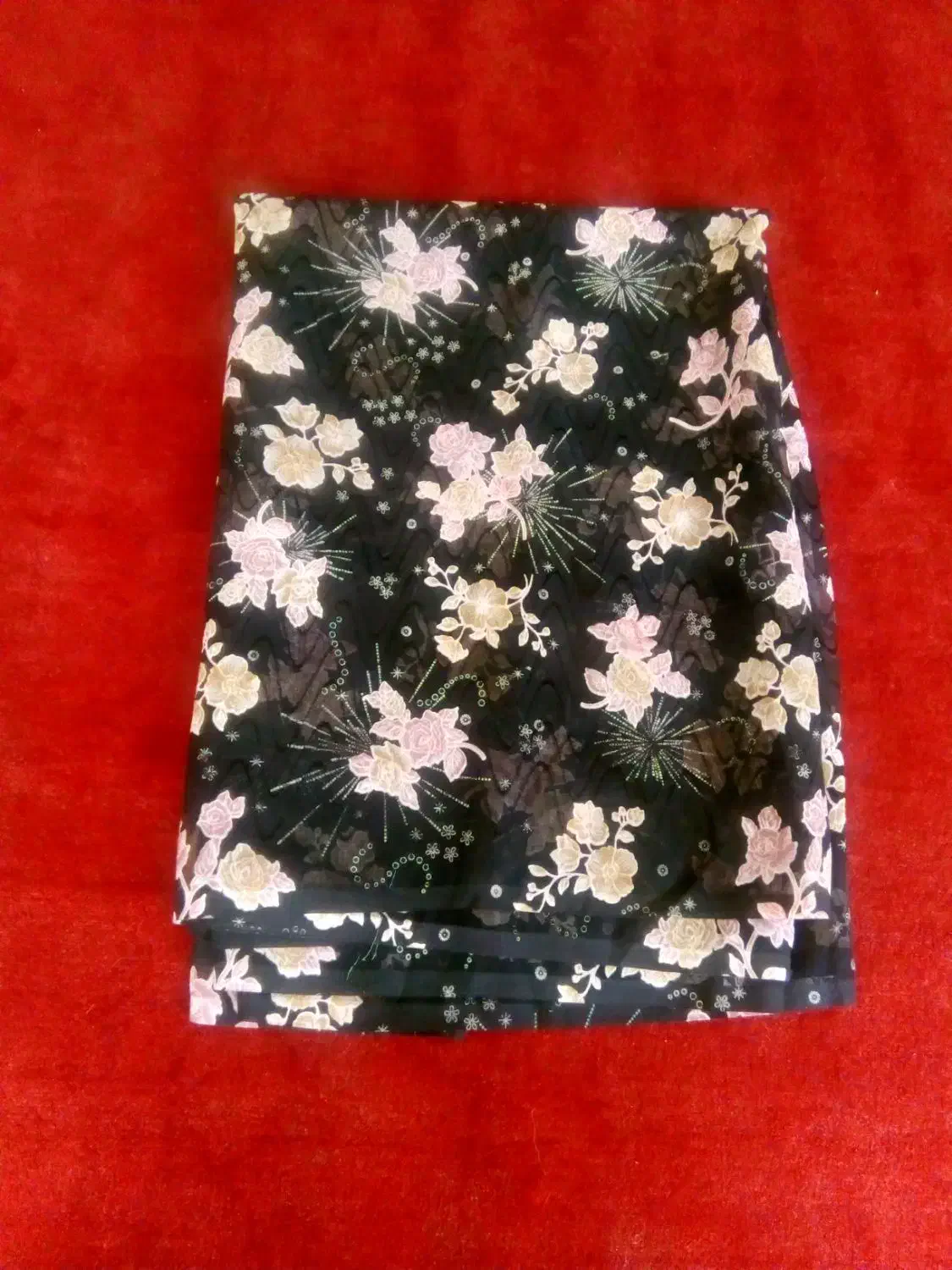 پارچه چادری|لباس|اصفهان, فیض|دیوار