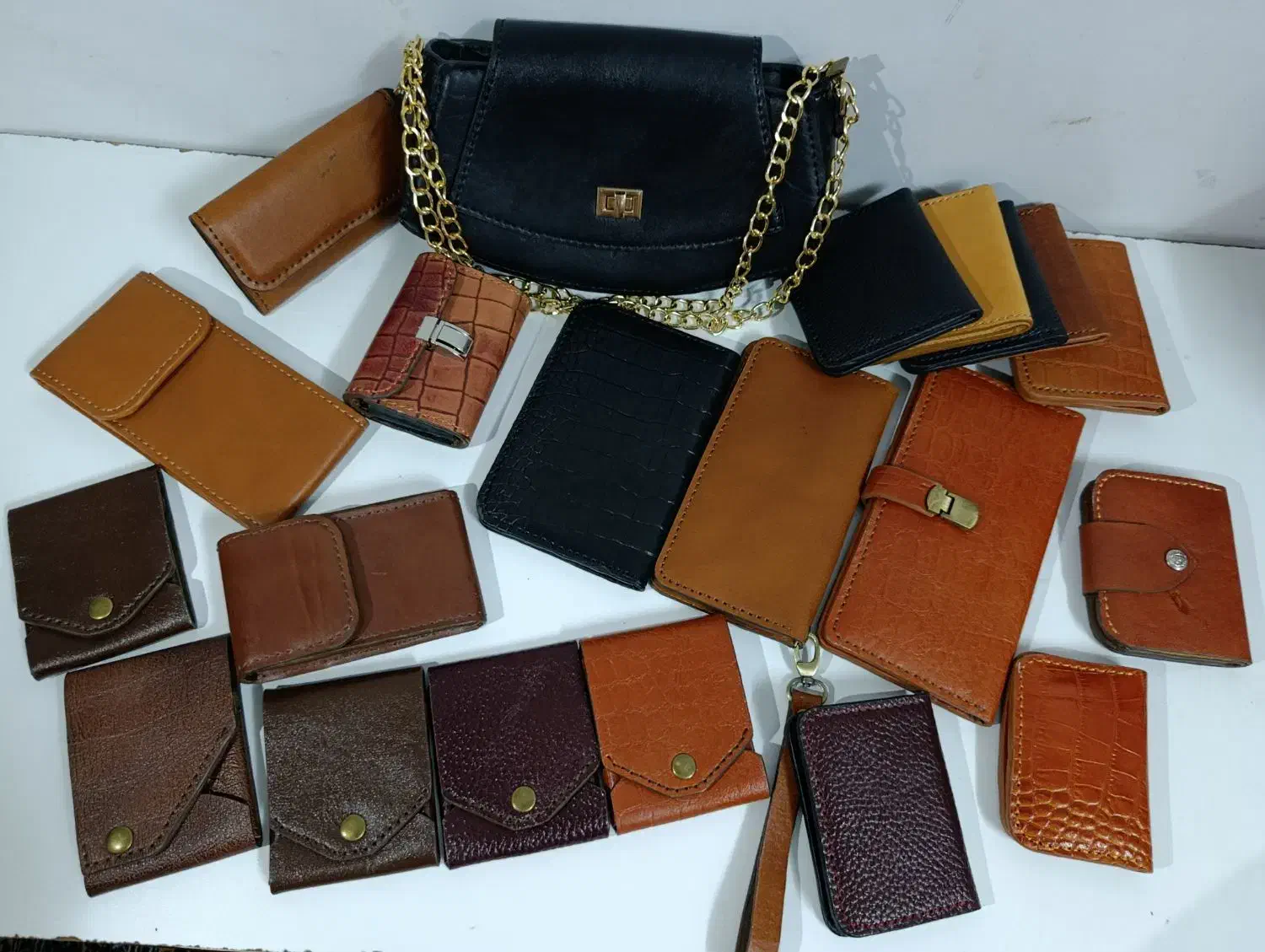 انواع کیف پول طبیعی|کیف، کفش، کمربند|شوشتر, |دیوار