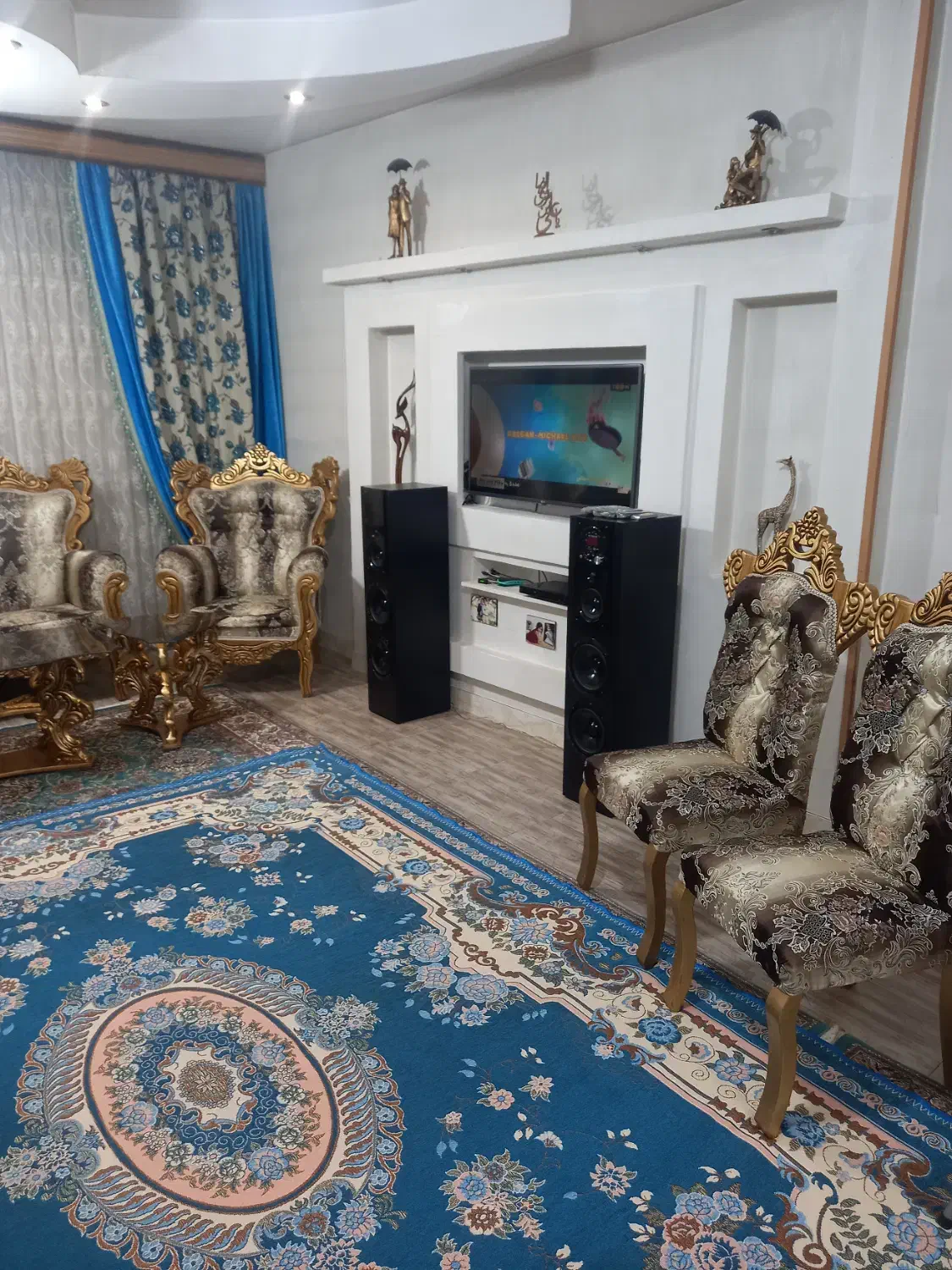 فروش فوری یک واحد آپارتمان قولنامه ای|فروش آپارتمان|چهارباغ, |دیوار