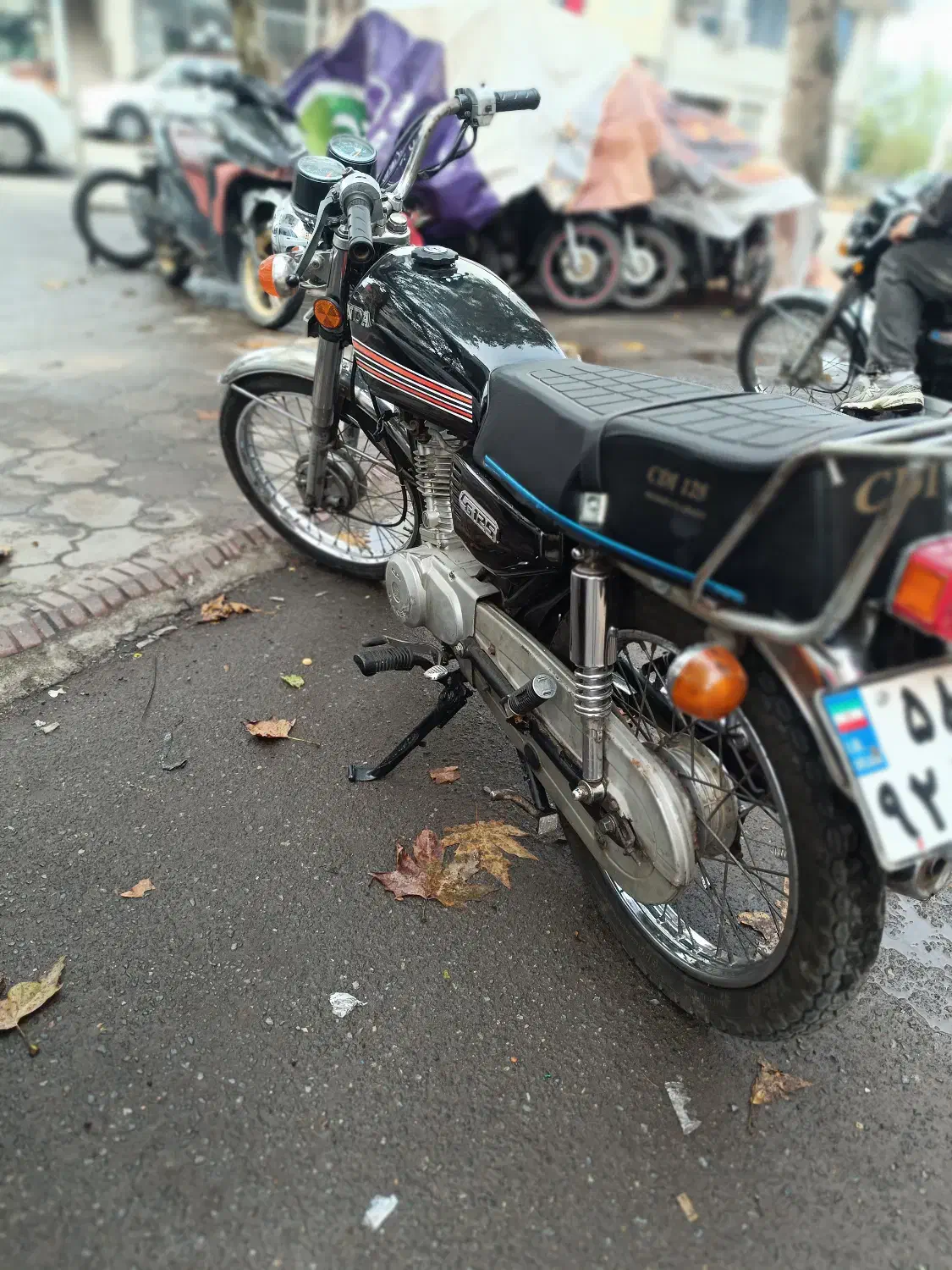 موتور هوندا ۱۲۵ مدل ۱۳۸۸|موتورسیکلت|لاهیجان, شیشه گران|دیوار