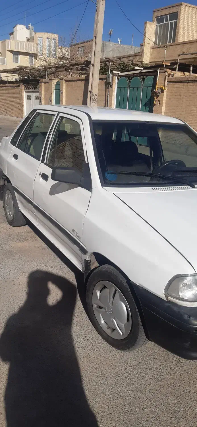 پراید۸۳|خودرو سواری و وانت|یزد, |دیوار