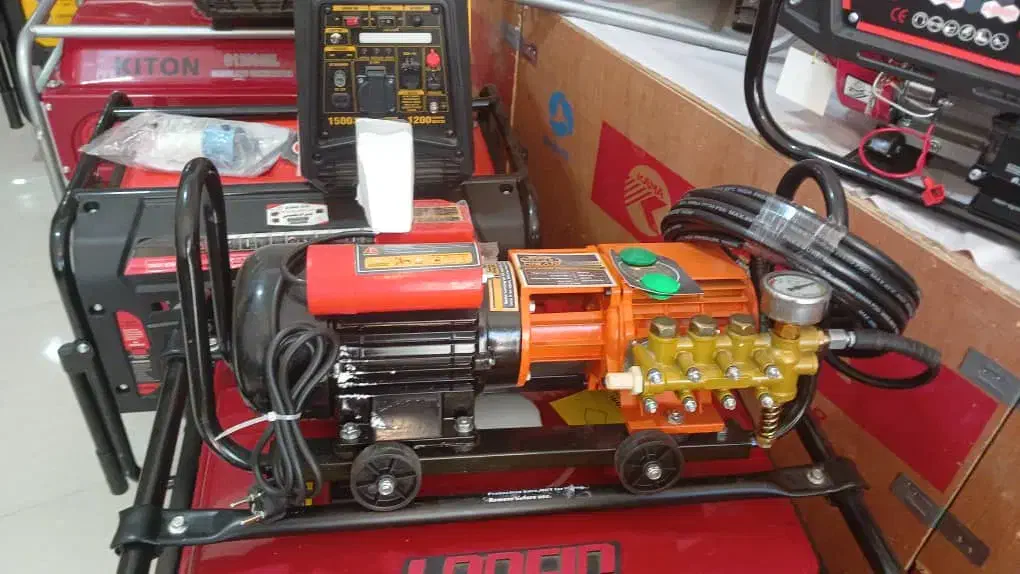 کارواش سمپاش علف زن موتور پمپ ادوات کشاورزی|ماشینآلات صنعتی|اصفهان, هفتون|دیوار