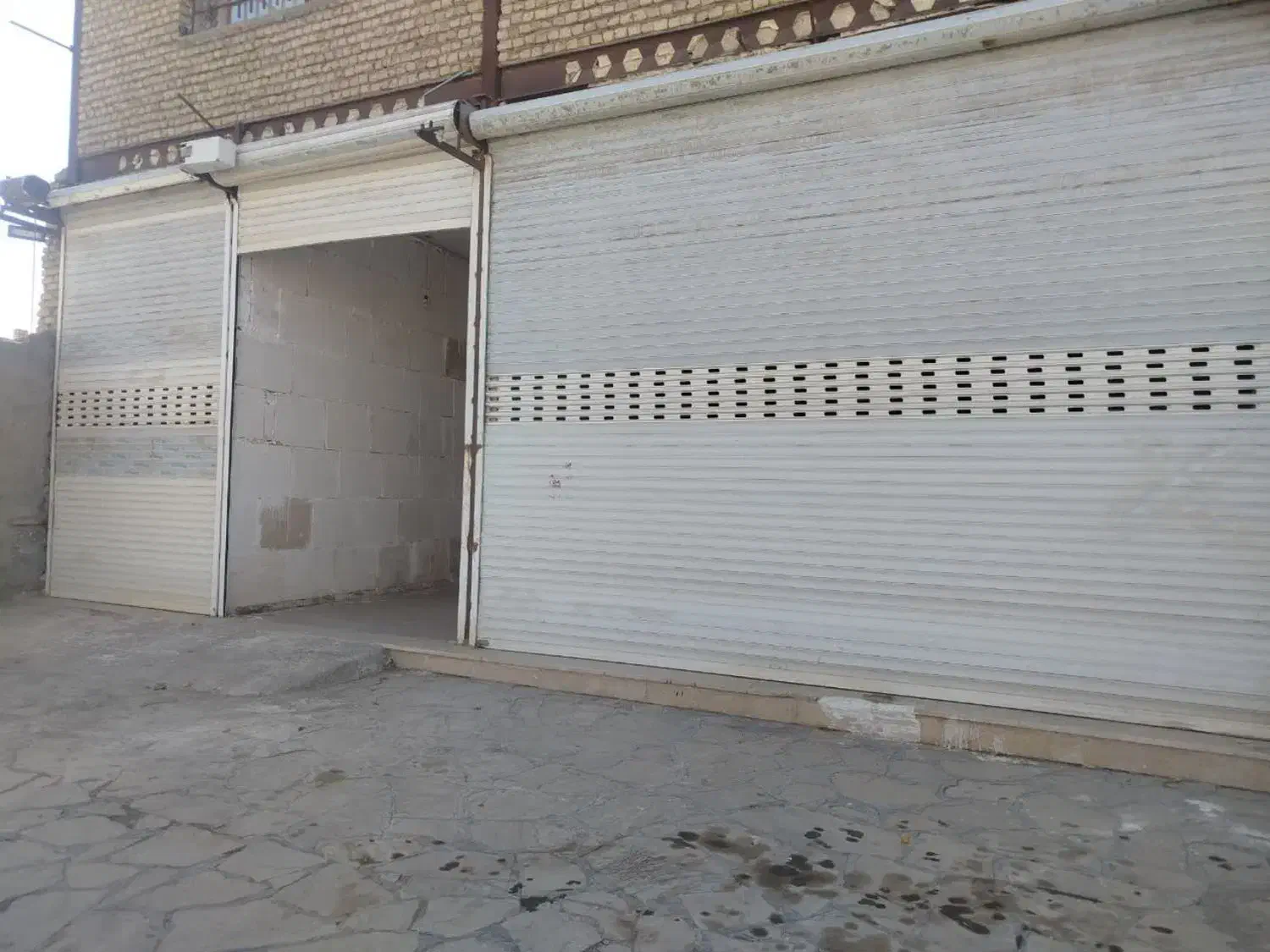 مغازه اجاره|اجارهٔ مغازه و غرفه|مشهد, میان ولایت|دیوار