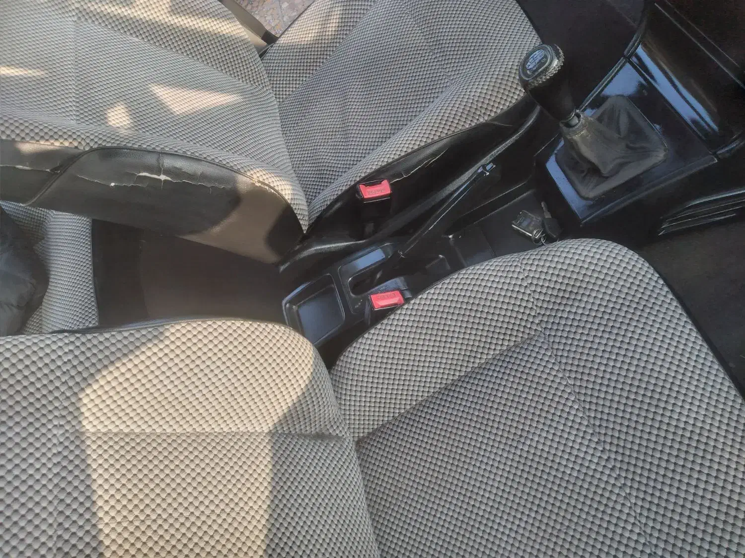 پژو ۴۰۵|خودرو سواری و وانت|رشت, چله خانه|دیوار