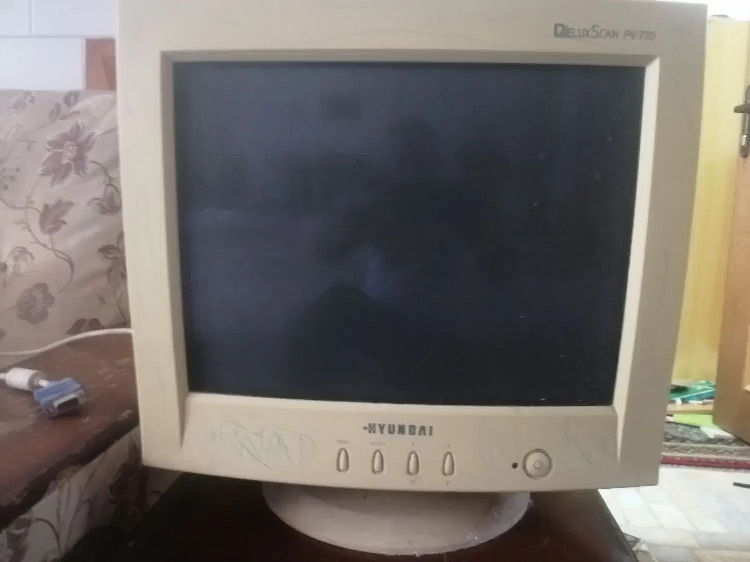 مانیتور سنگین هیوندای اصلی|قطعات و لوازم جانبی رایانه|میبد, |دیوار