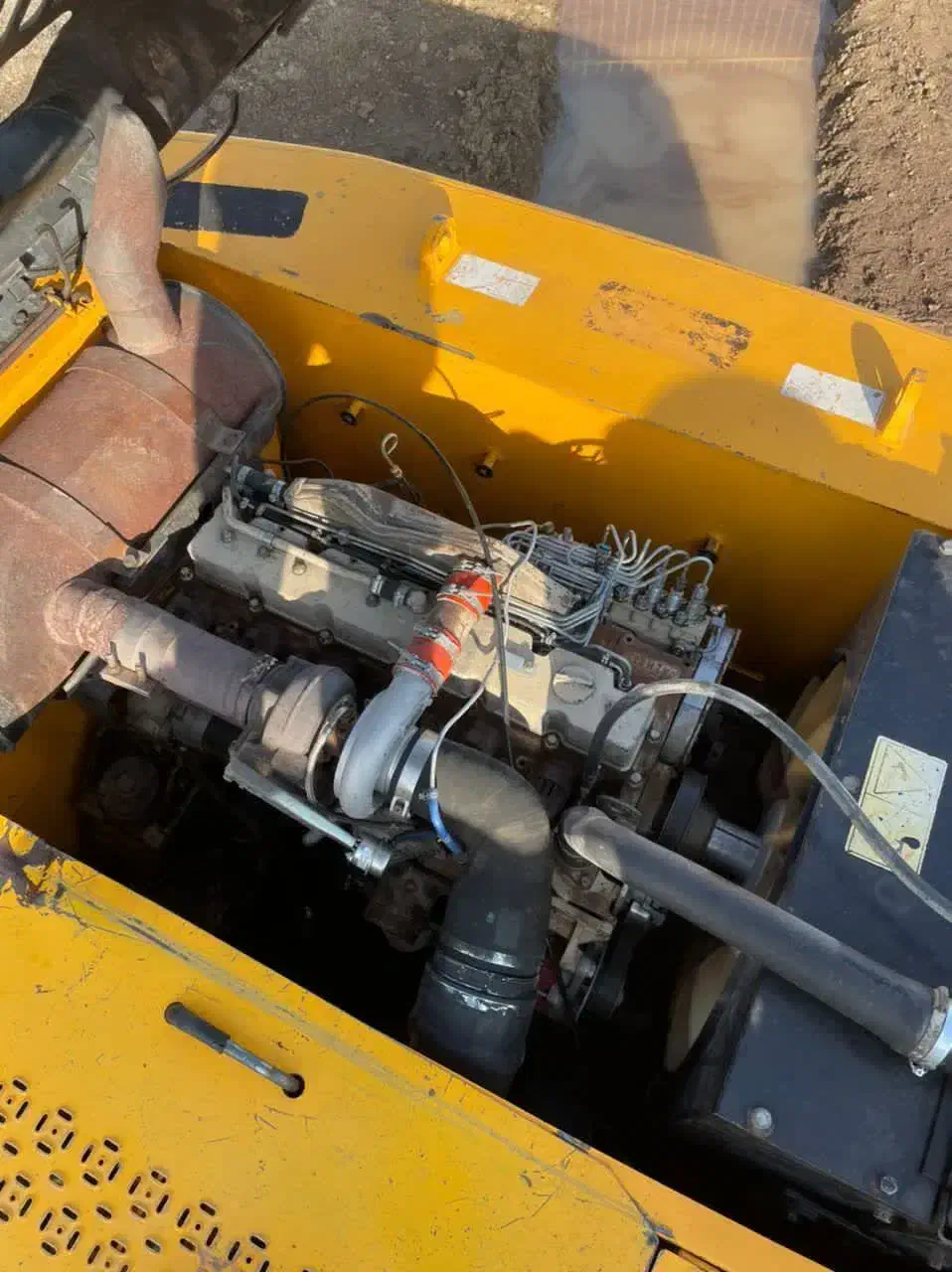 فروش بیل مکانیکی ۳۰۵  هیوندای|خودرو سنگین|یزد, |دیوار