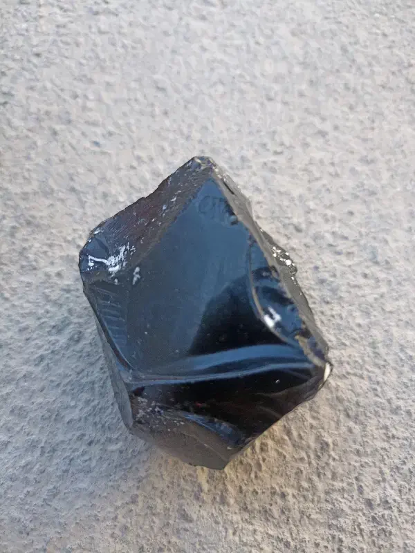 سنگ|کلکسیون اشیاء عتیقه|بروجن, |دیوار