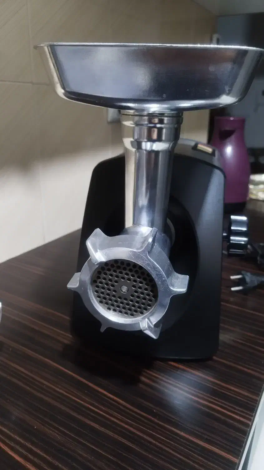 چرخ گوشت|خردکن، آسیاب، غذاساز|اندیشه, اندیشه فاز ۱|دیوار