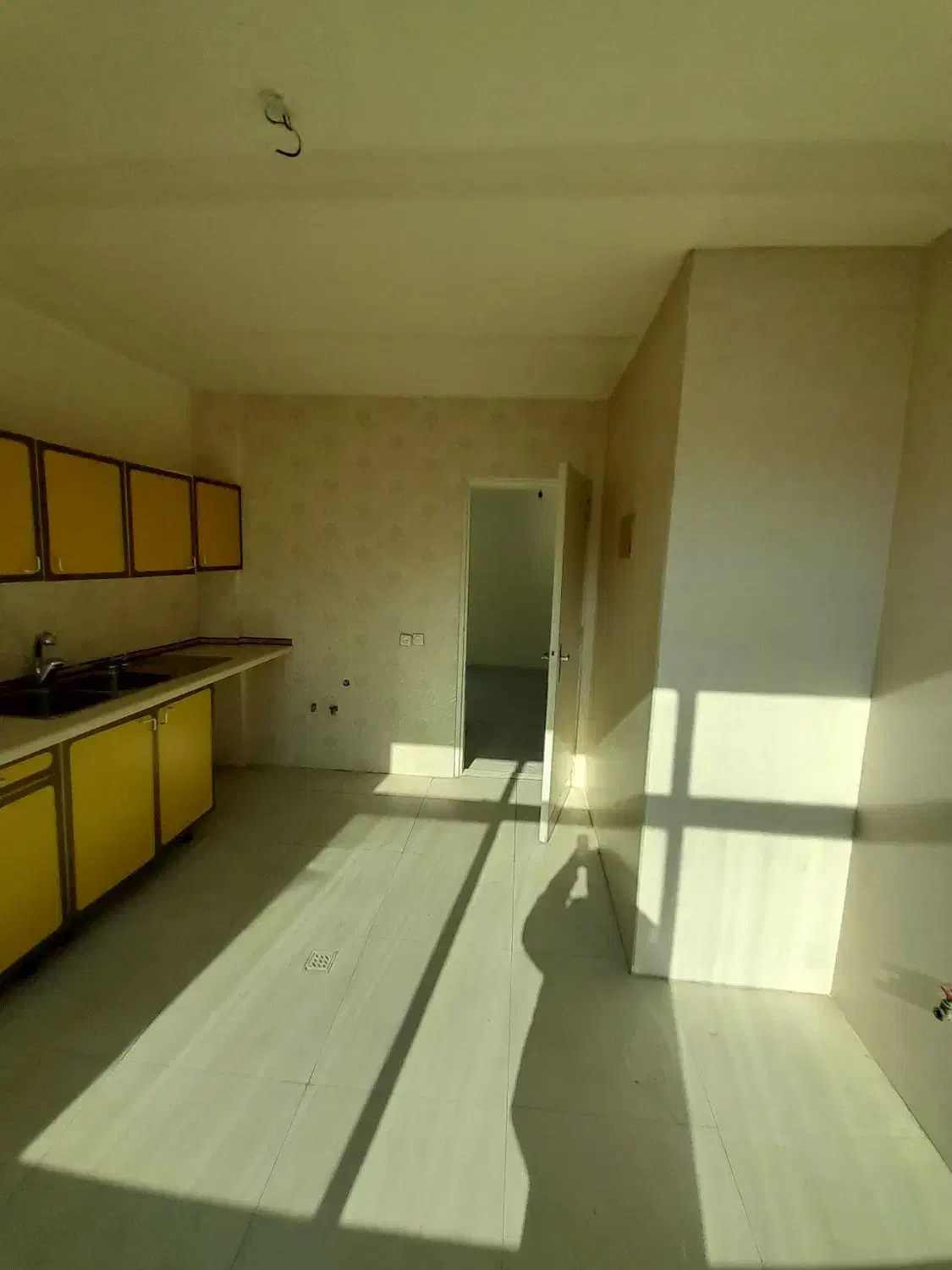 میرداماد۱۲۵ متر ۲خ خوش نقشه با امکانات تخلیه