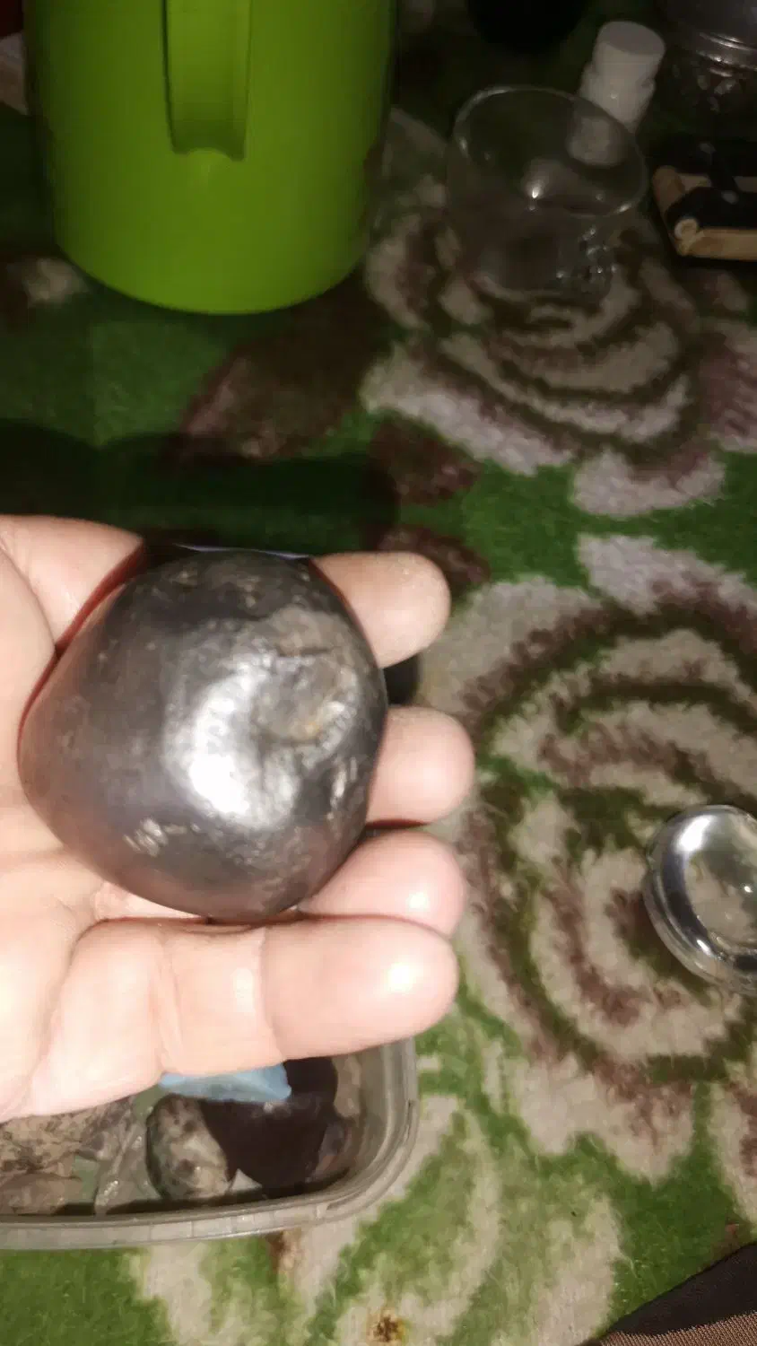 شهاب سنگ اهنی|کلکسیون اشیاء عتیقه|نی‌ریز, |دیوار