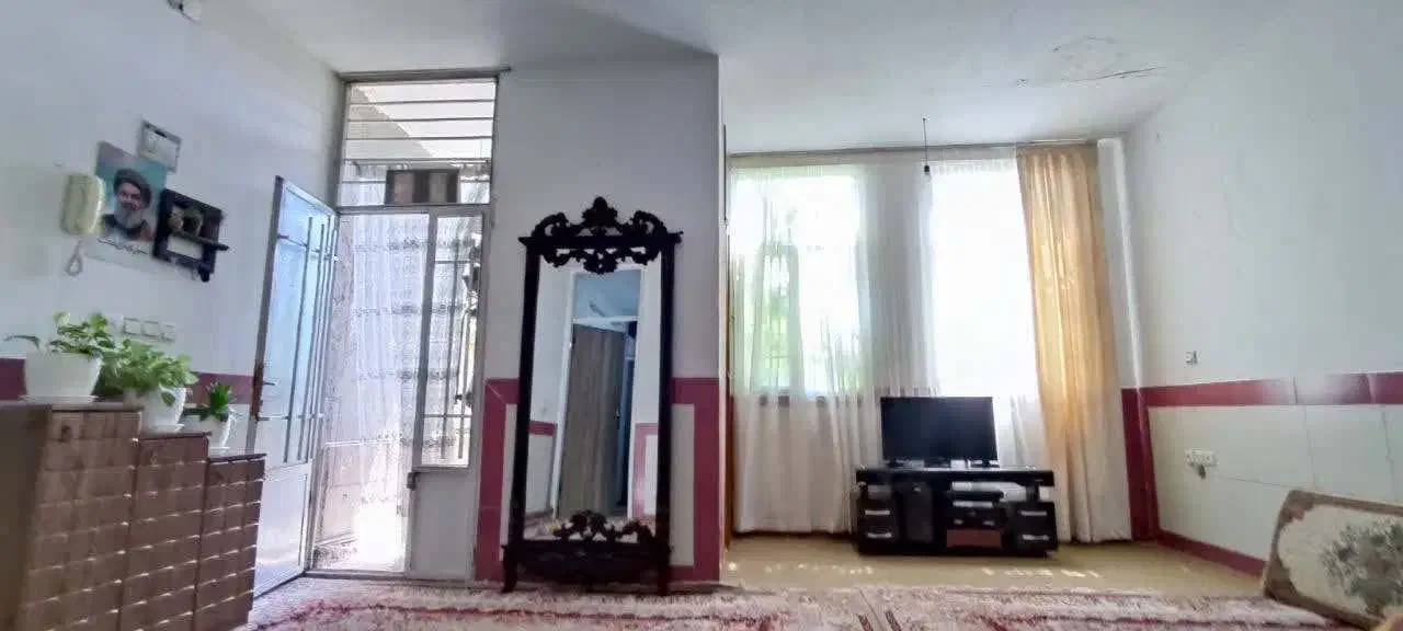 فروش خونه ویلایی دوکله در2طبقه خ چمران ورامین|فروش خانه و ویلا|ورامین, ورامین|دیوار