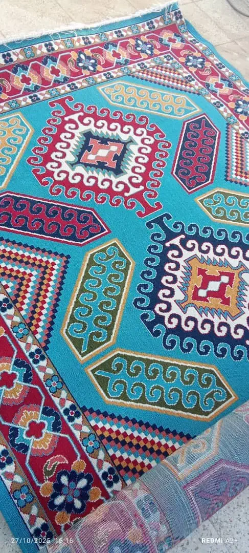 گلیم ۶متری کاملا سالم|گلیم، جاجیم، گبه|خمین, |دیوار