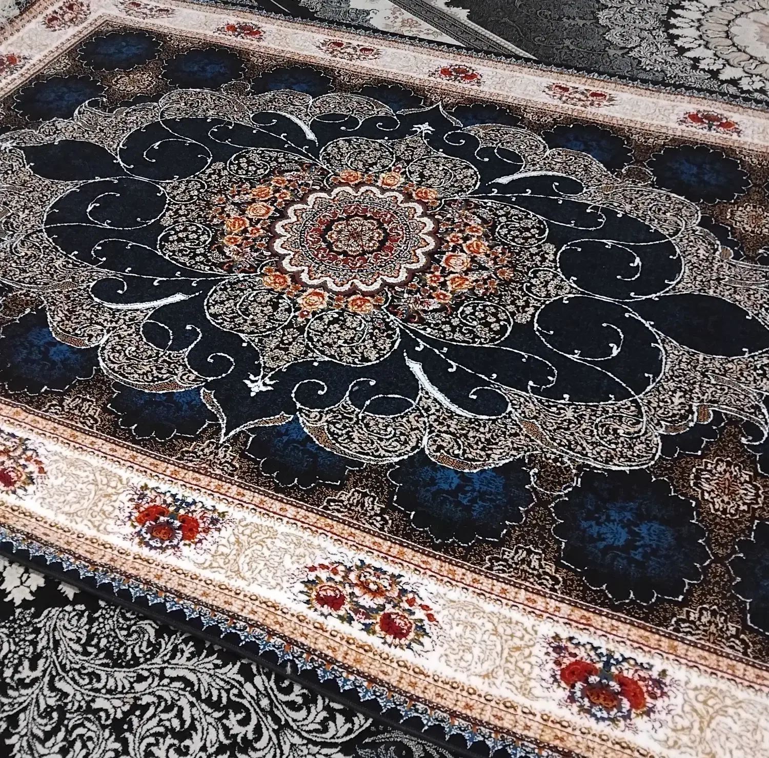 فرش ۶متری|فرش|لاهیجان, آهندان|دیوار