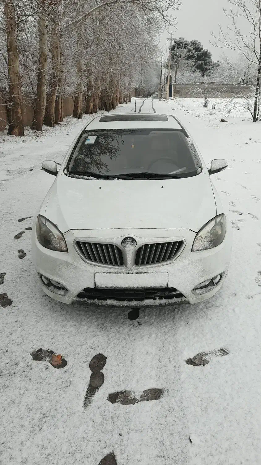 برلیانس ۳۲۰ دنده|خودرو سواری و وانت|فردیس, خیام غربی|دیوار