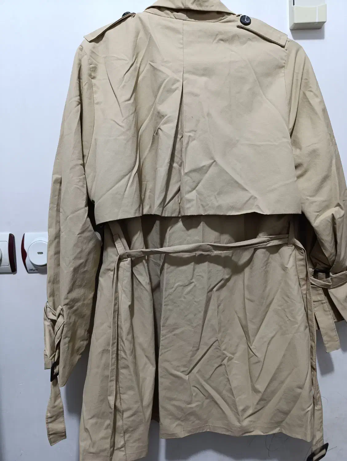 بارونی|لباس|دزفول, |دیوار