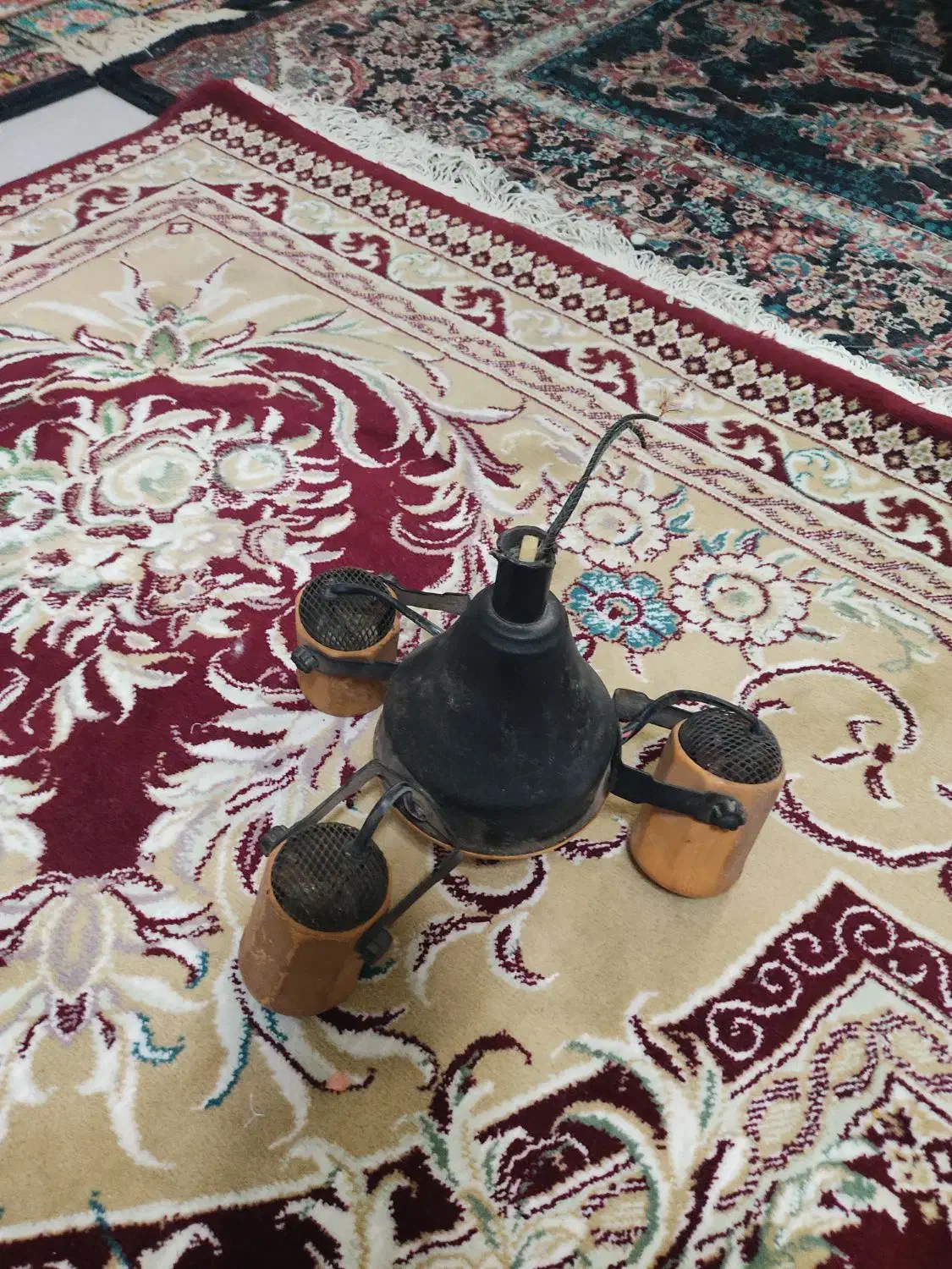 لوستر سه شاخه|لوستر و چراغ آویز|همدان, |دیوار